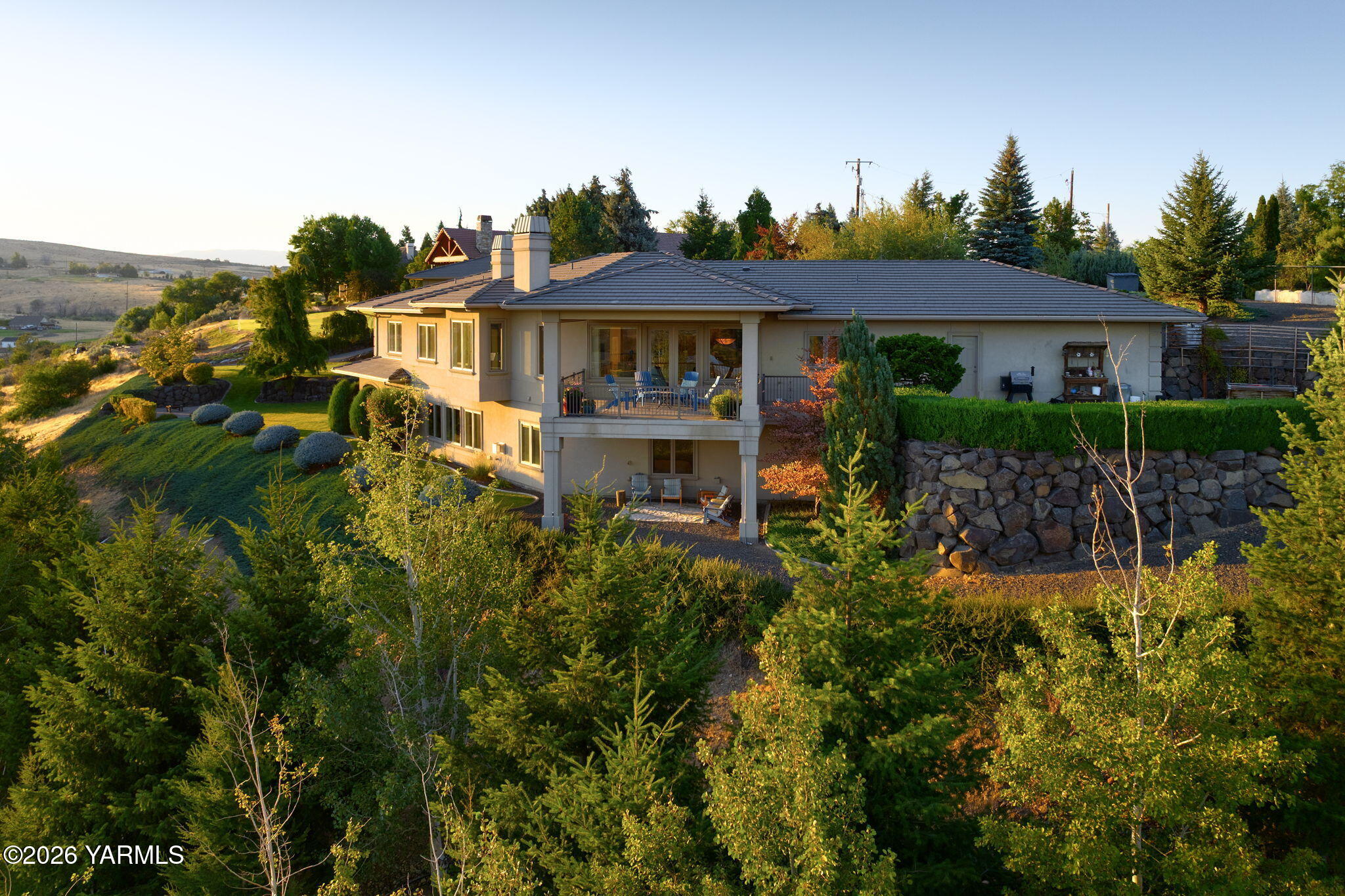 660 Noble Hill Rd — photo