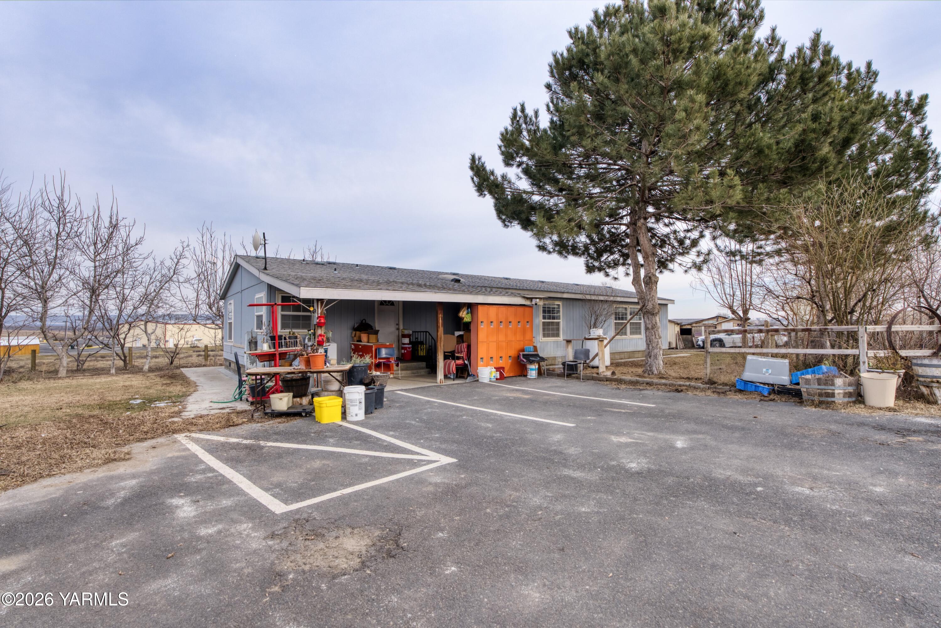 1383 Puterbaugh Rd Rd — photo
