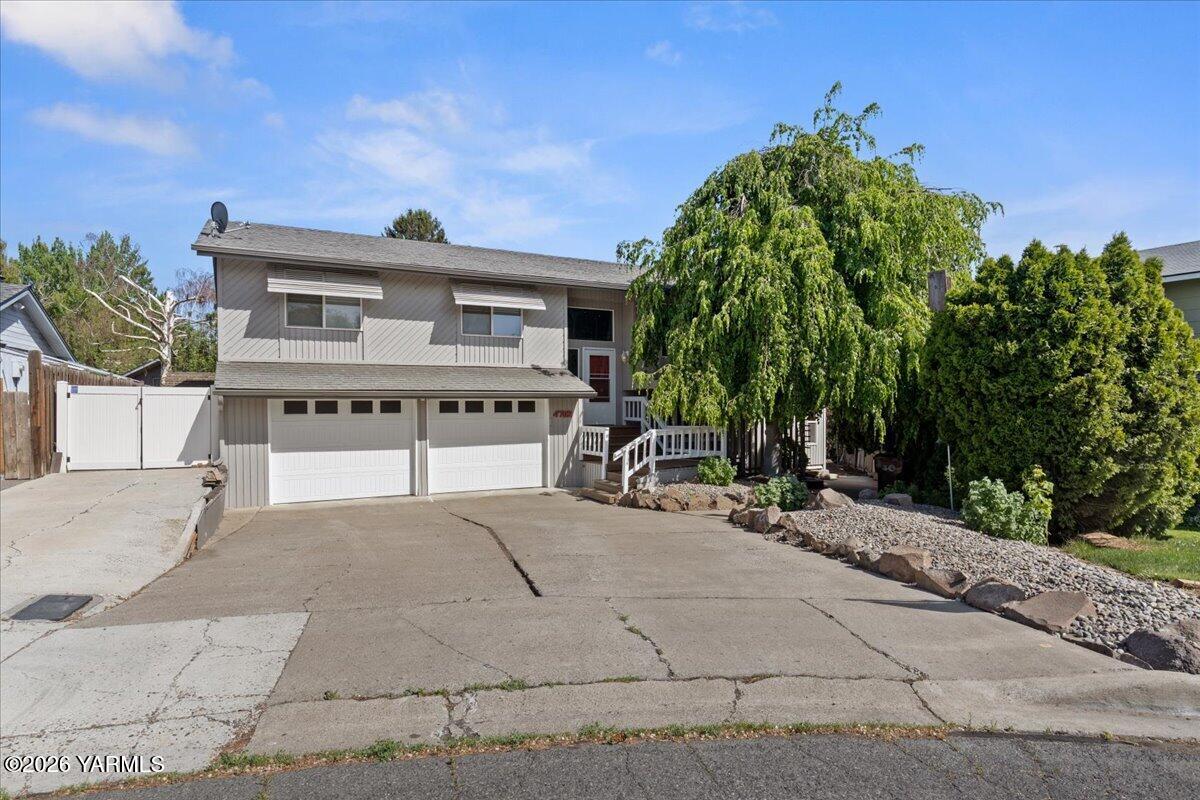 4702 Carol Ave — photo