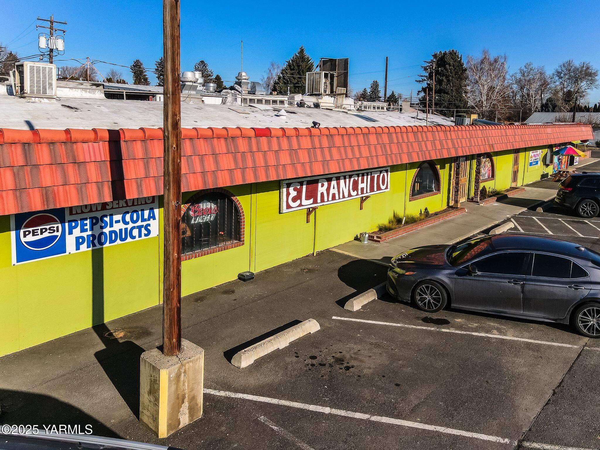 1319 First Ave — photo