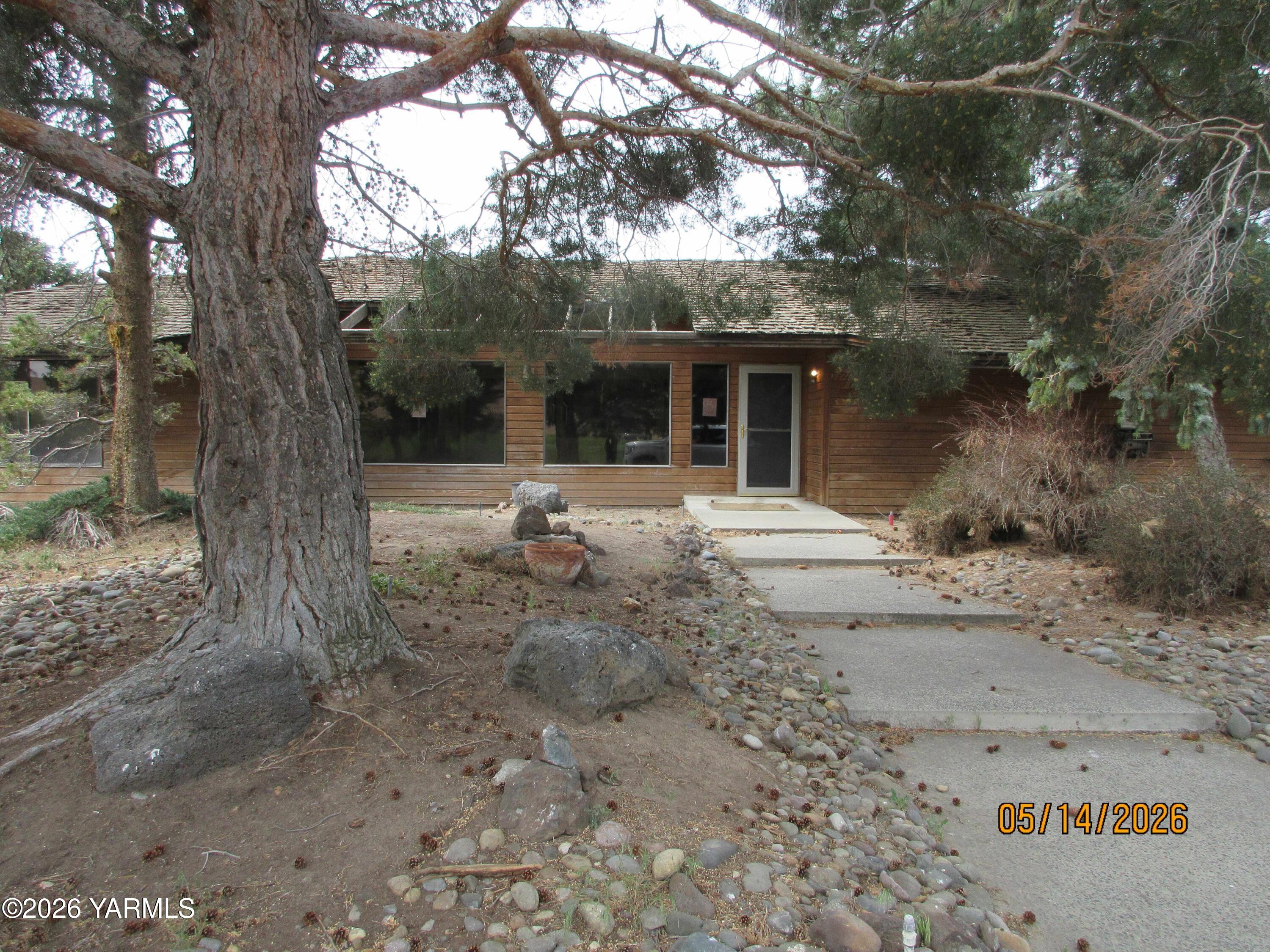 1303 Nightingale Rd — photo