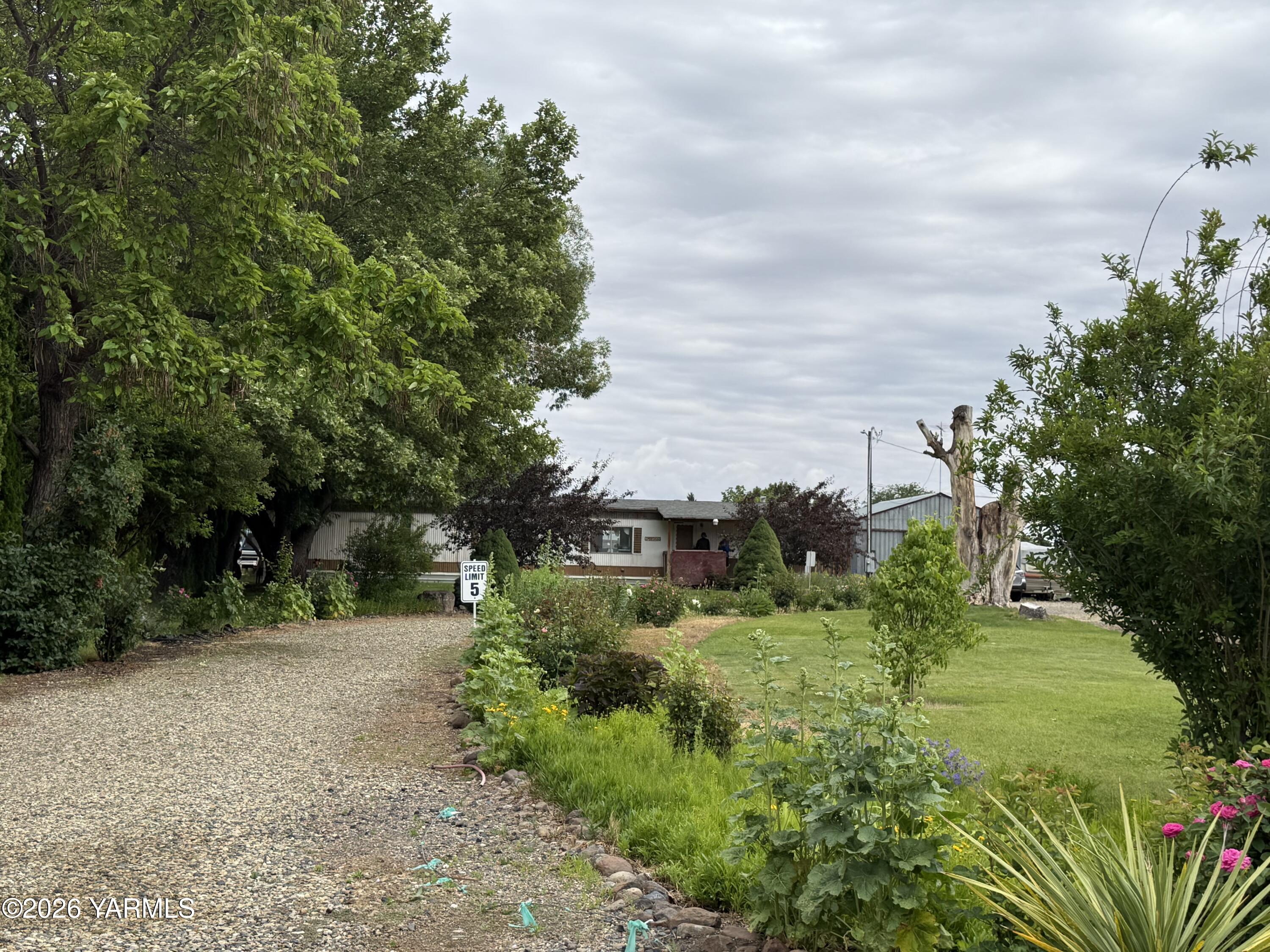 148002 W North River Rd — photo