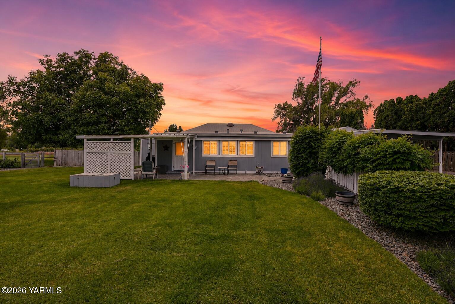 360 McPhee Rd — photo