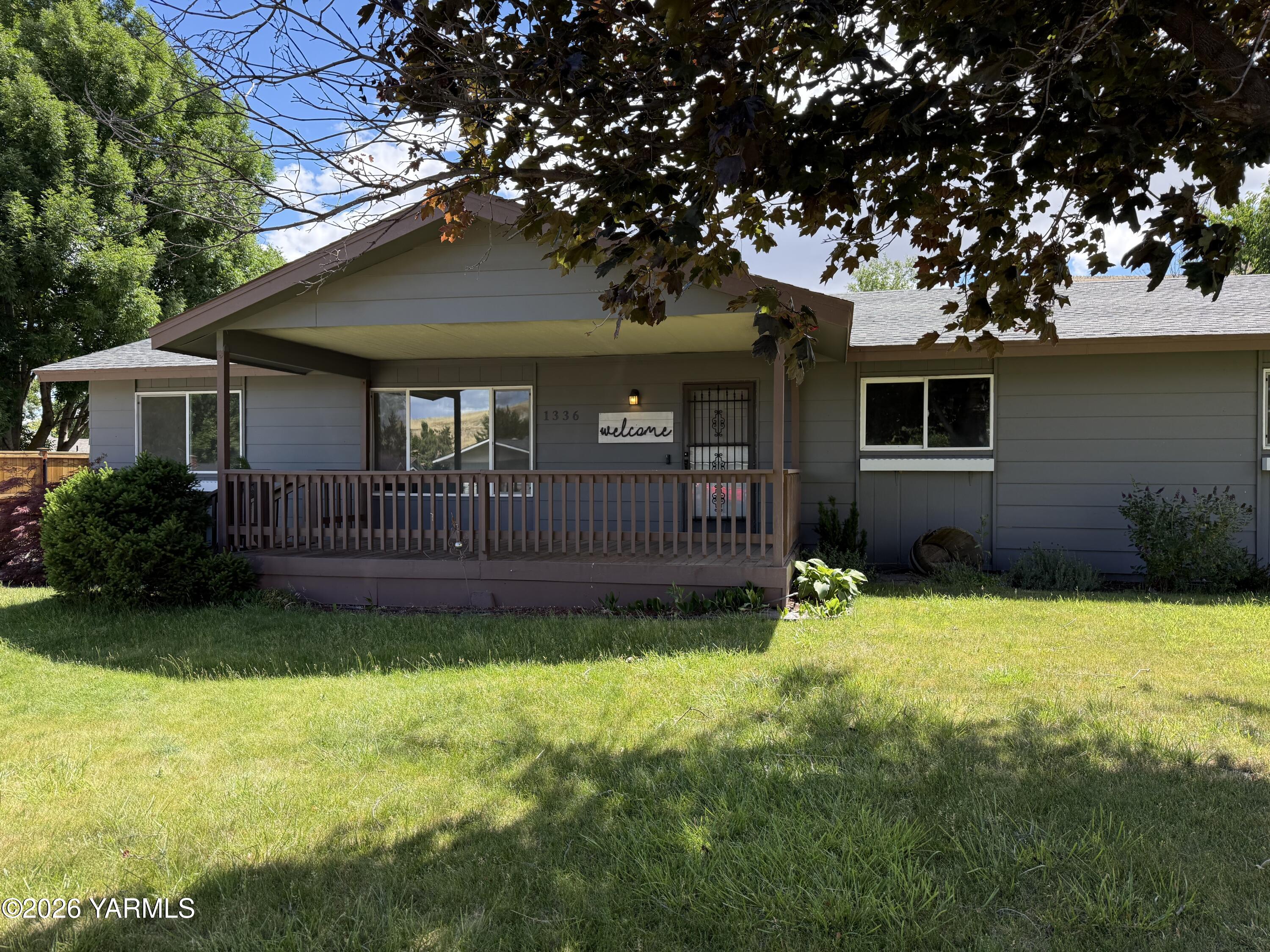 1336 Scenic Dr — photo
