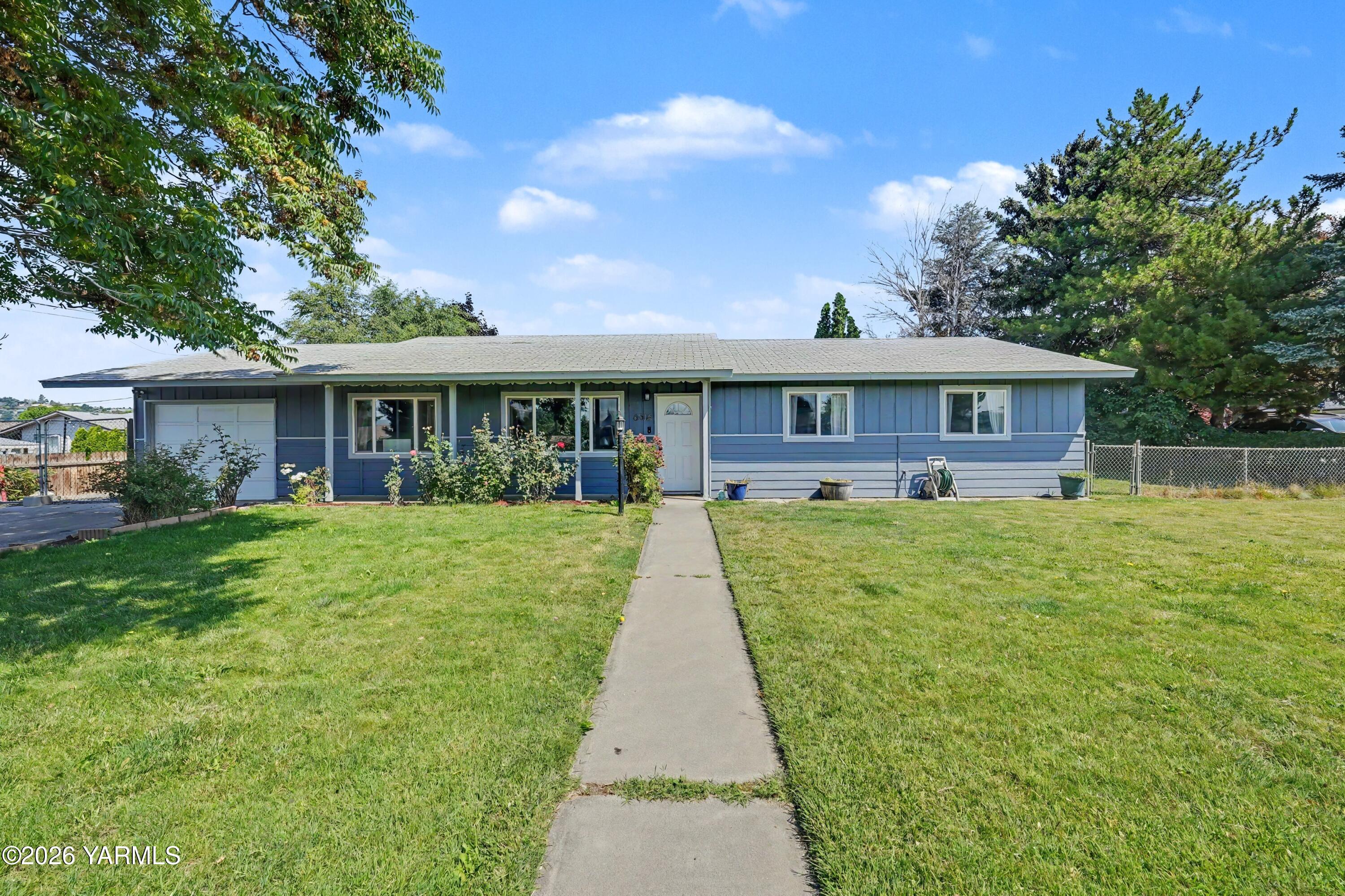 6505 W Walnut St — photo