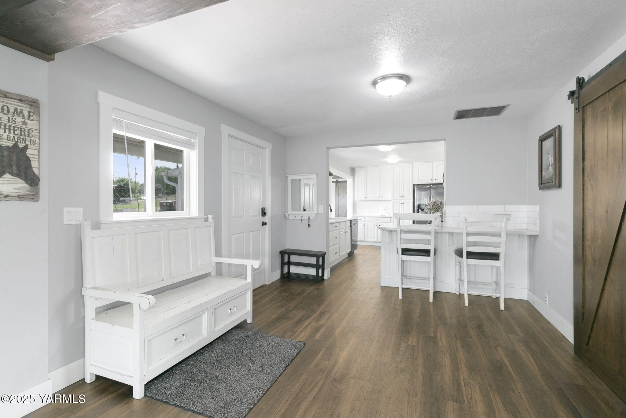 910 Gromore Rd, Yakima, WA 98908 — photo 3