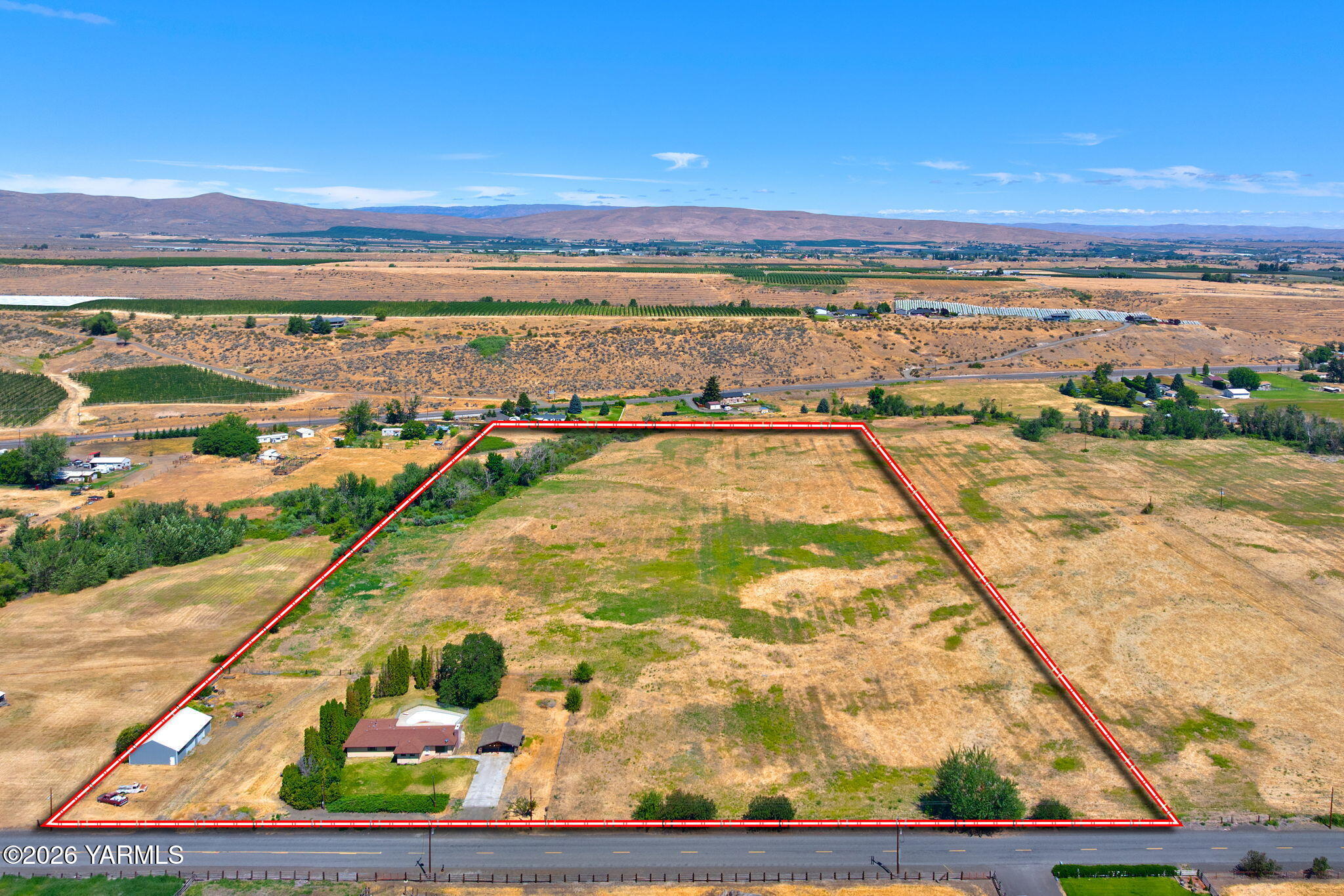 15791 Rutherford Rd, Yakima, WA 98903 — photo 2