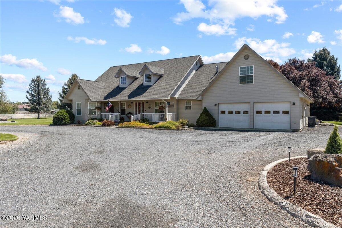 82 E Gleed Rd, Naches, WA 98937 — photo 2