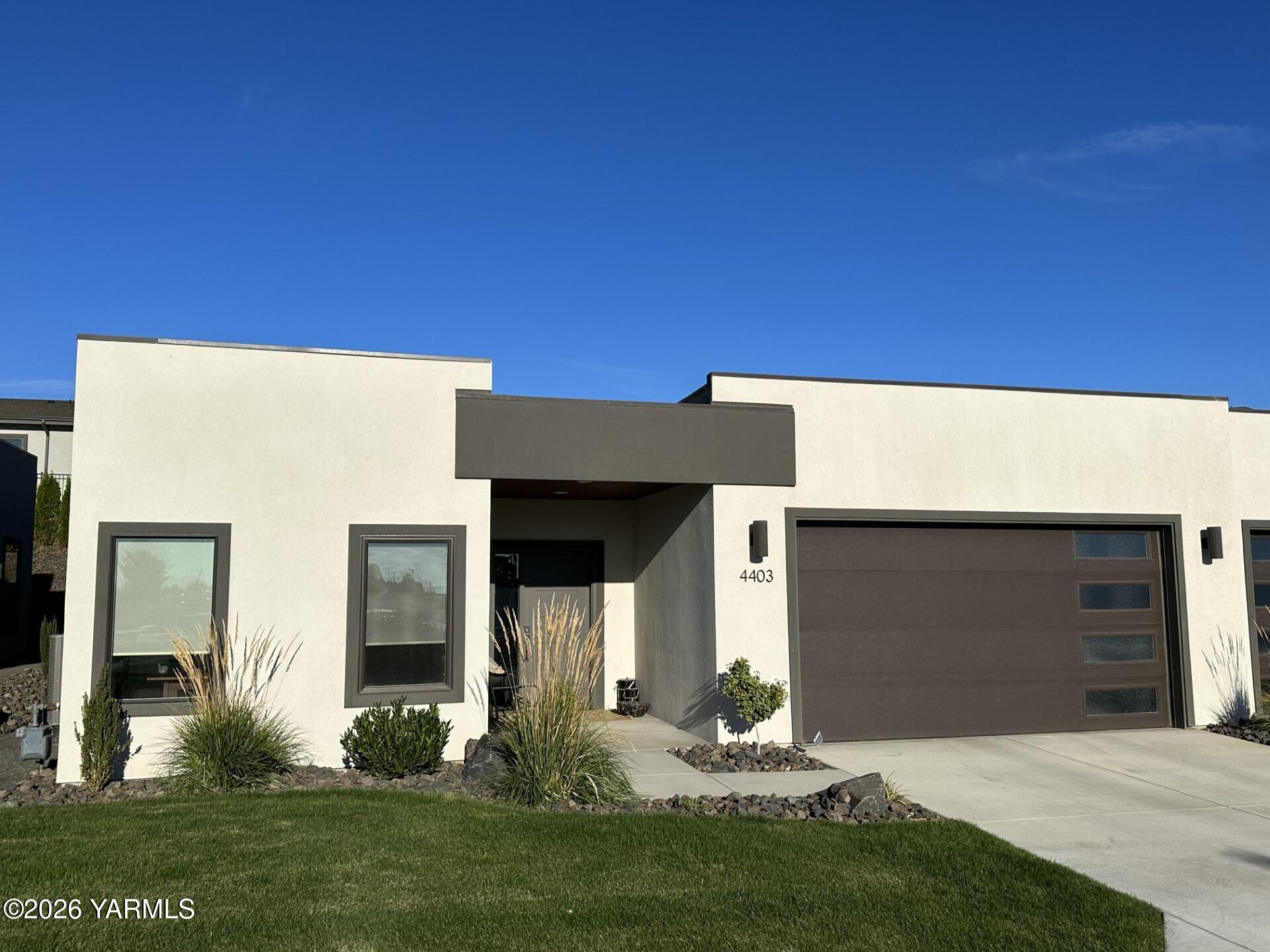 4406 Tayhill Way — photo