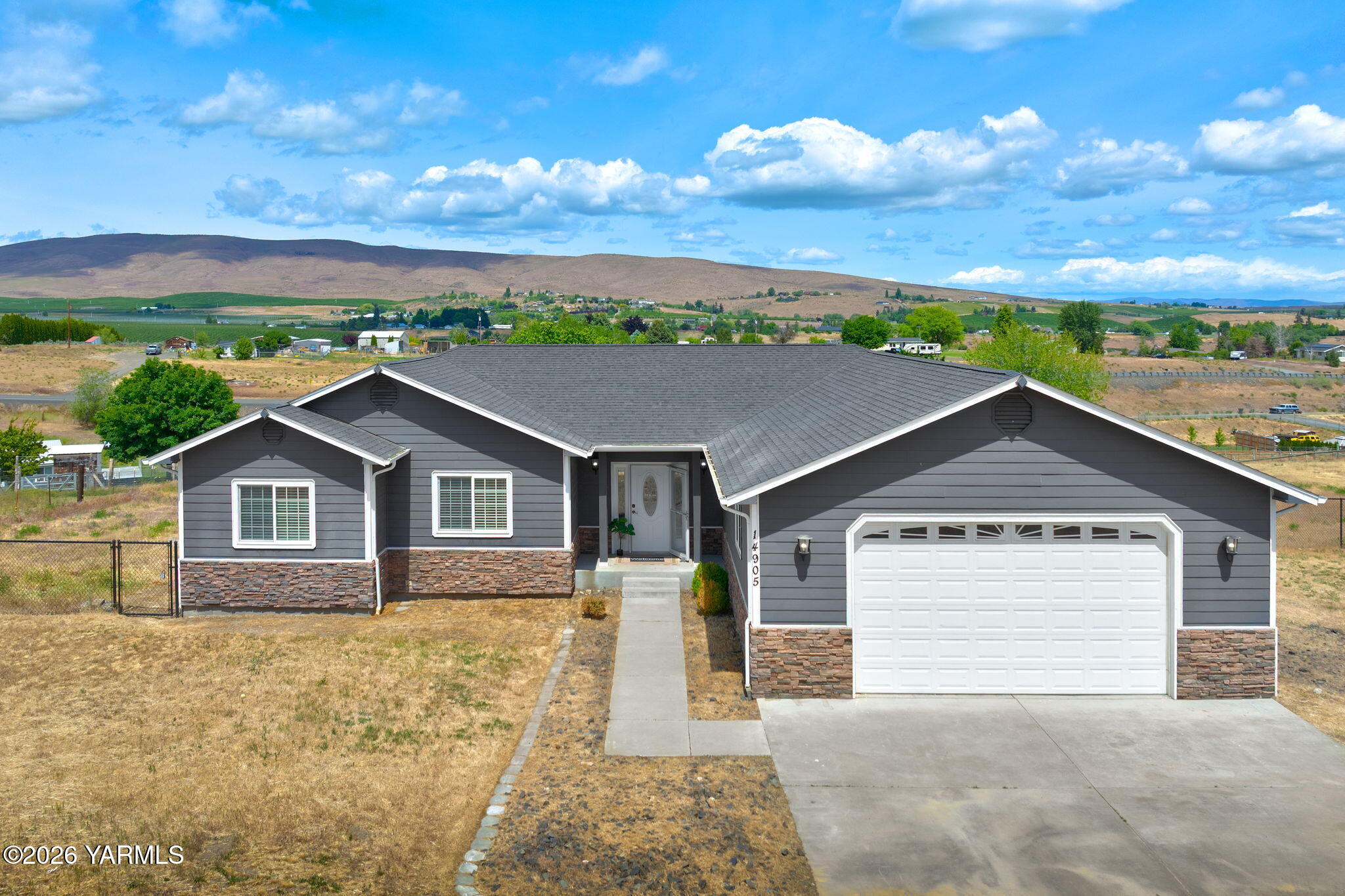 14905 Violet Ct — photo