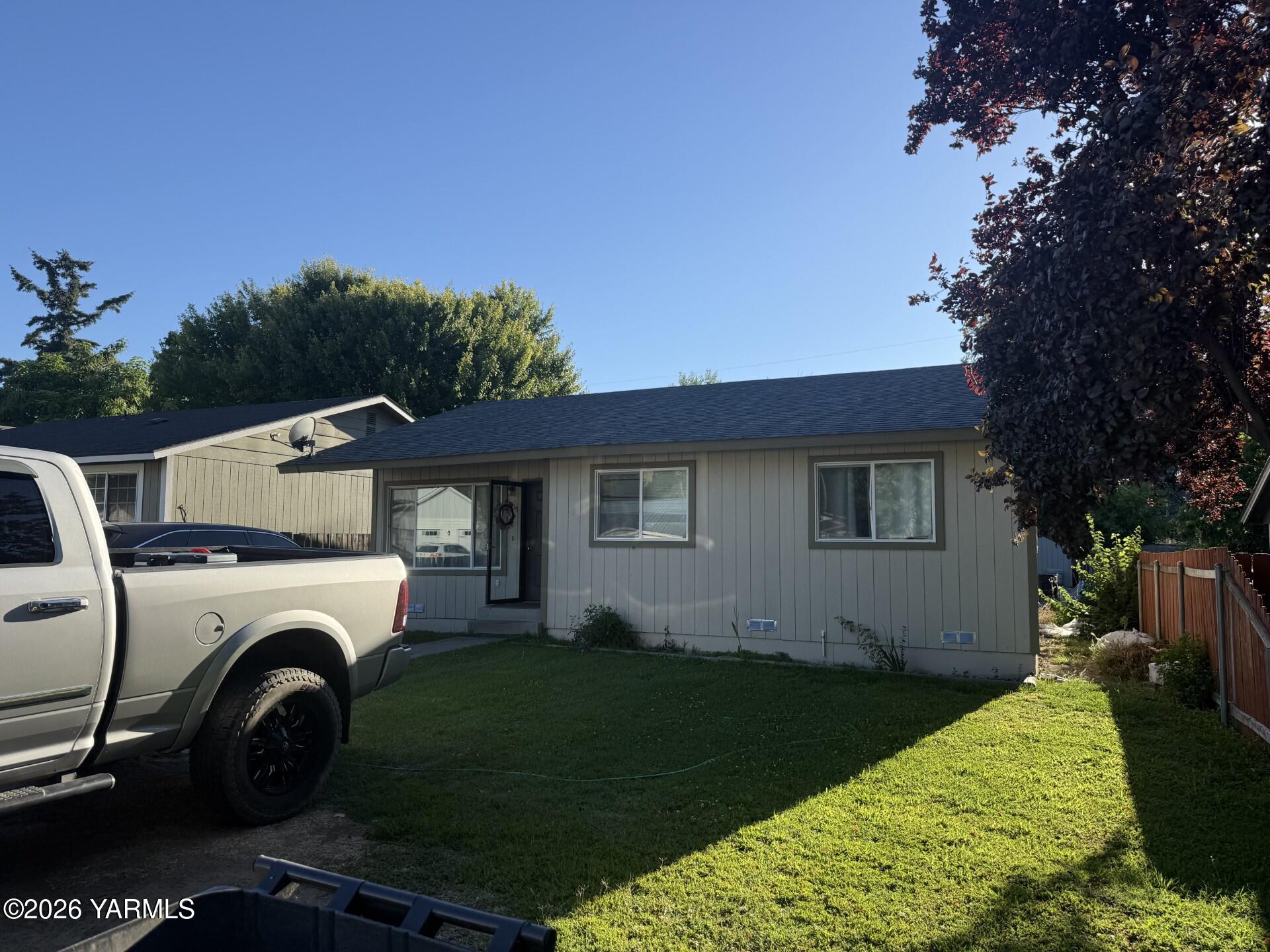 1015 Alice St — photo