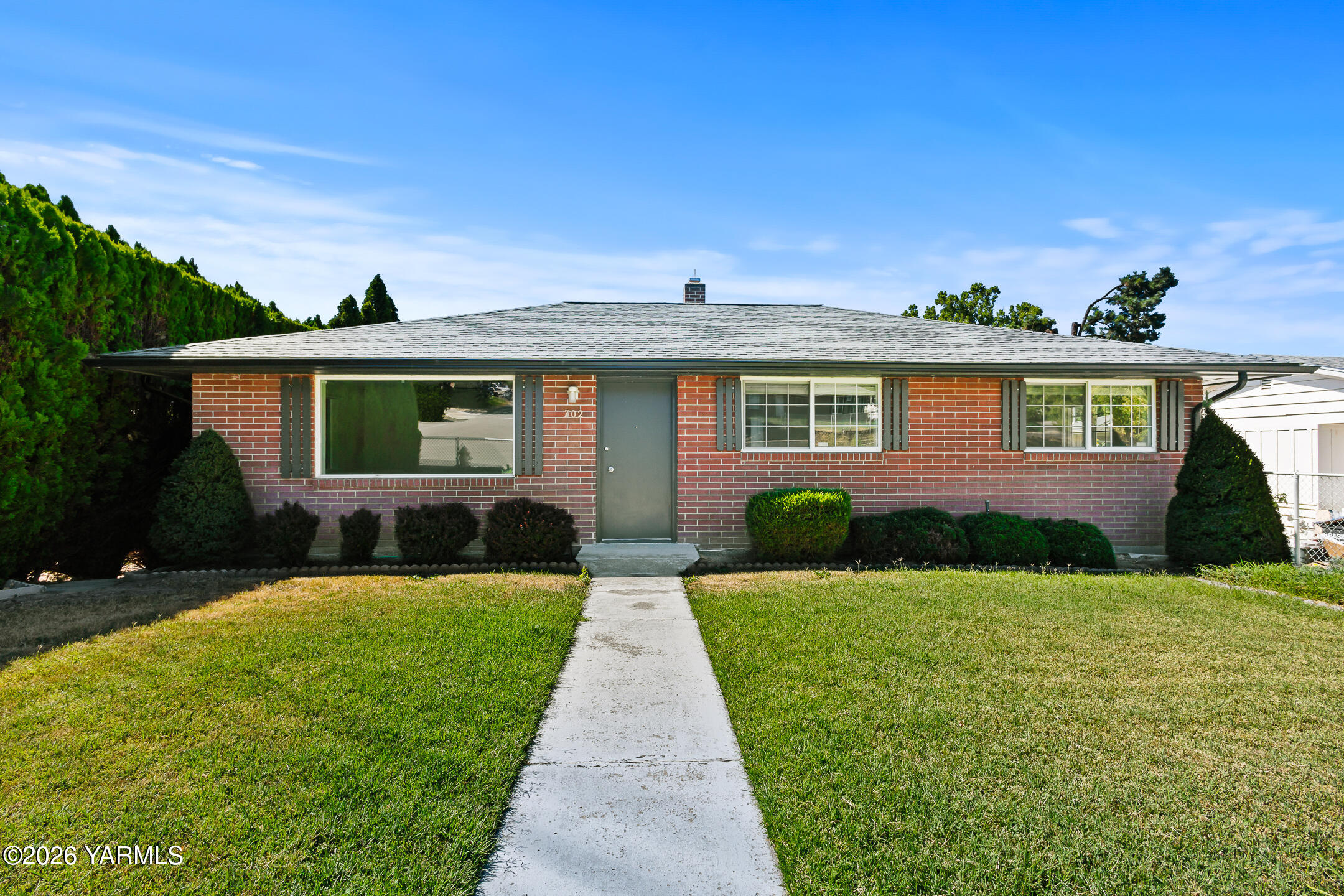 702 W Cherry Ave — photo