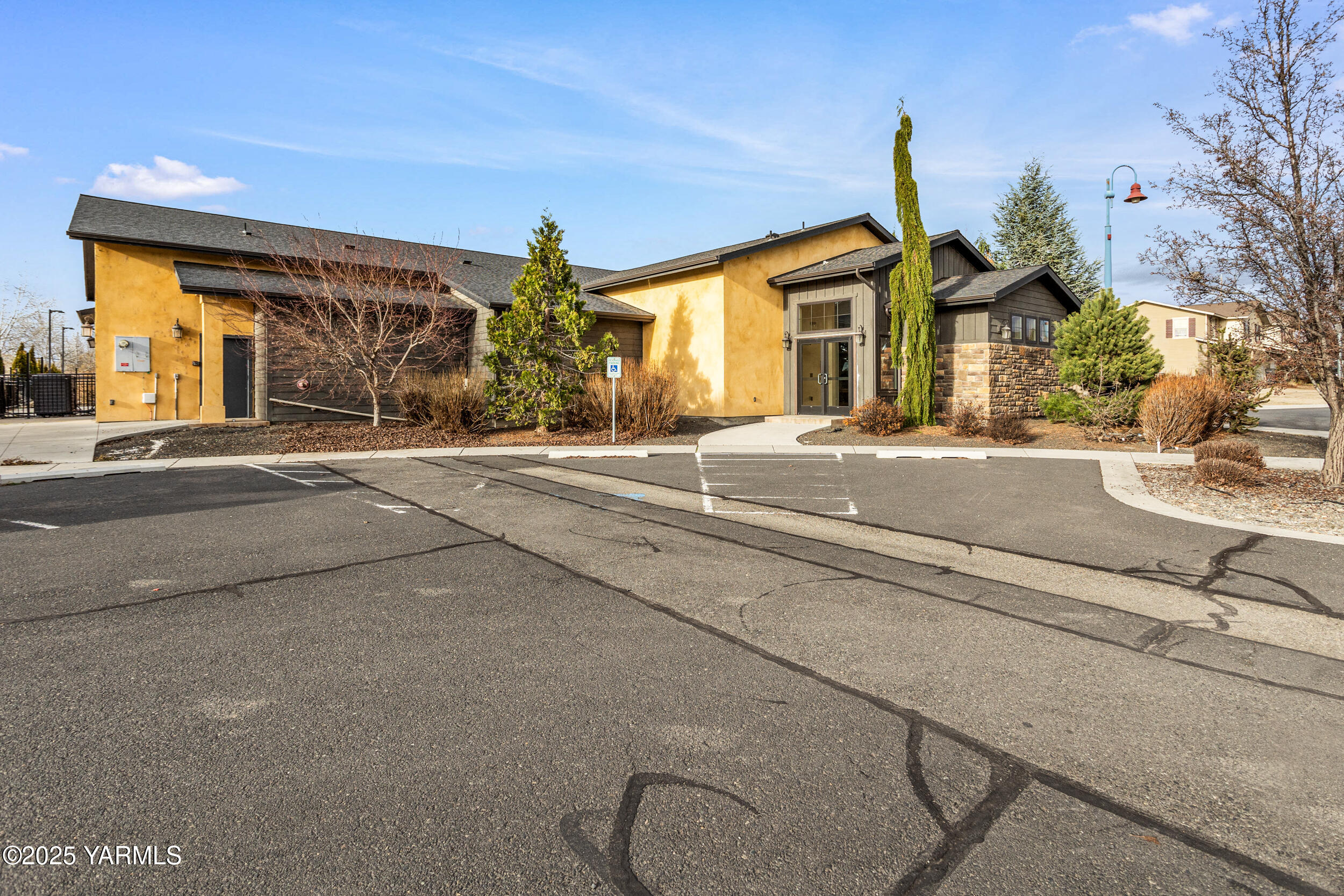 7998 Vialago Pky — photo