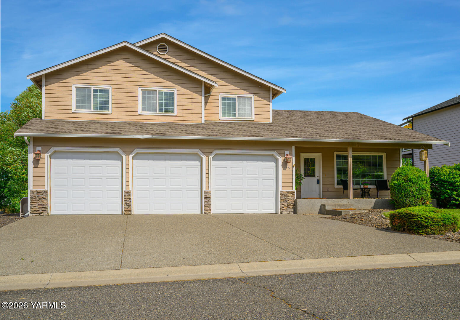 115 Lyle Lp — photo