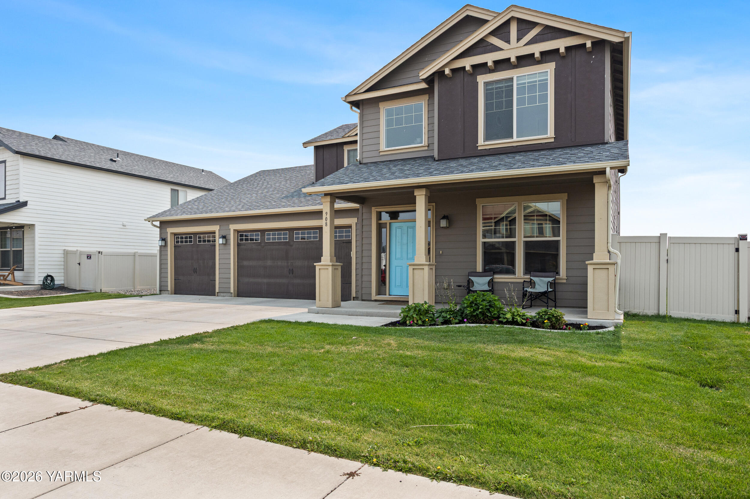 908 Millenium Ave, Moxee, WA 98936 — photo 3