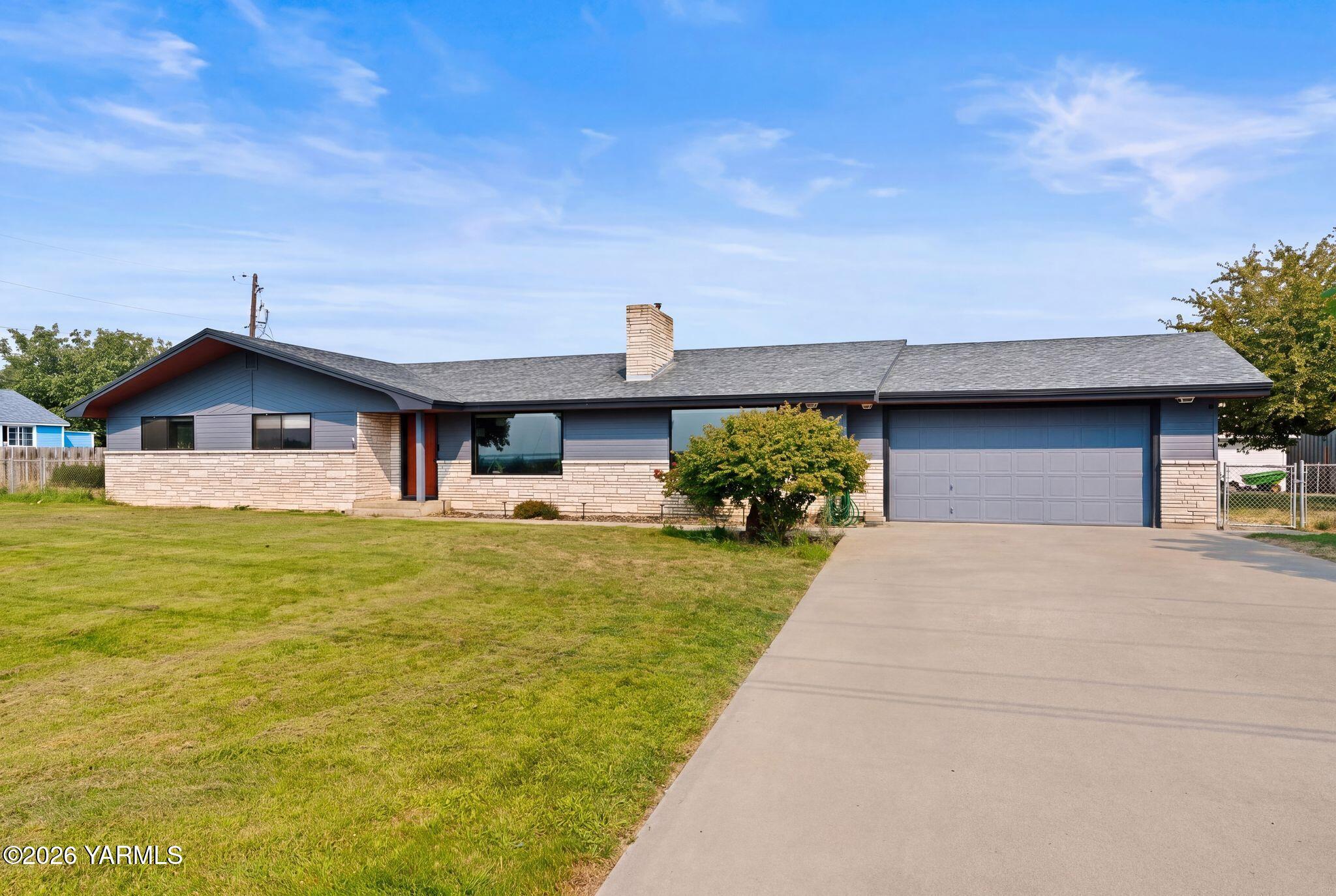 1709 Beaudry Rd, Yakima, WA 98901 — photo 2