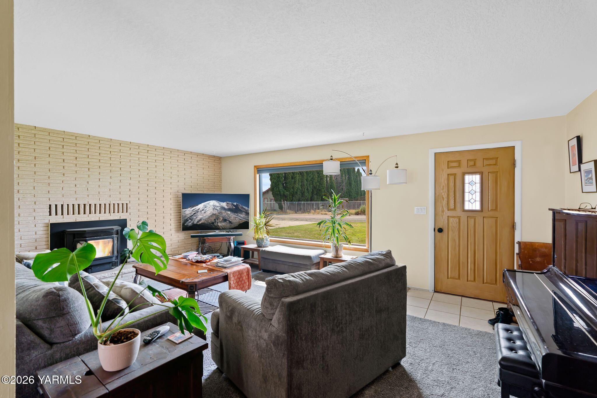 1709 Beaudry Rd, Yakima, WA 98901 — photo 3