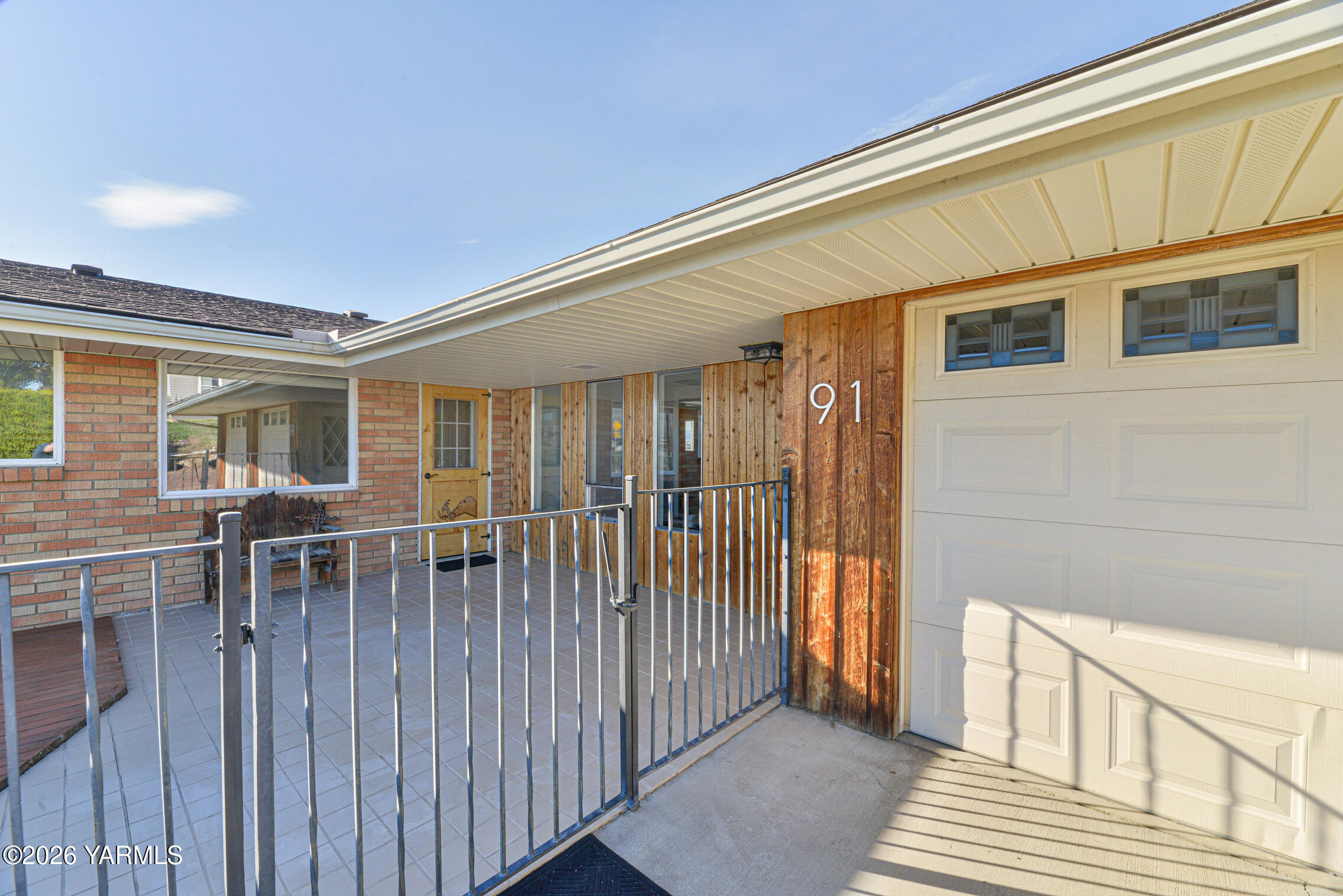 91 Wilson Rd, Yakima, WA 98901 — photo 2