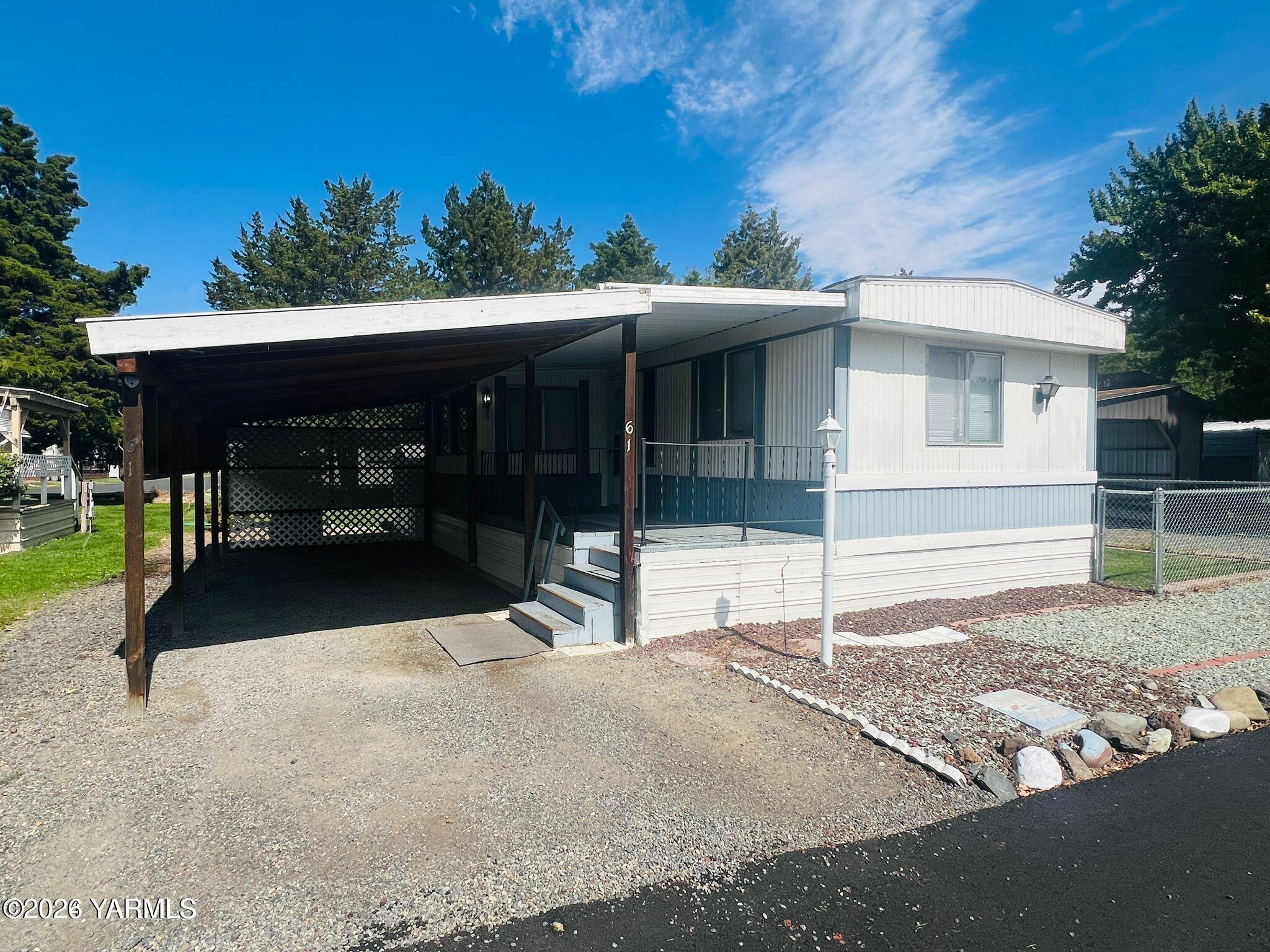 Unit #61 2205 Butterfield Rd #61 Rd, 61 — photo