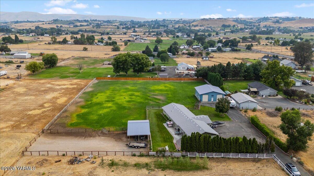 92 Clemans View Rd, Selah, WA 98942 — photo 3