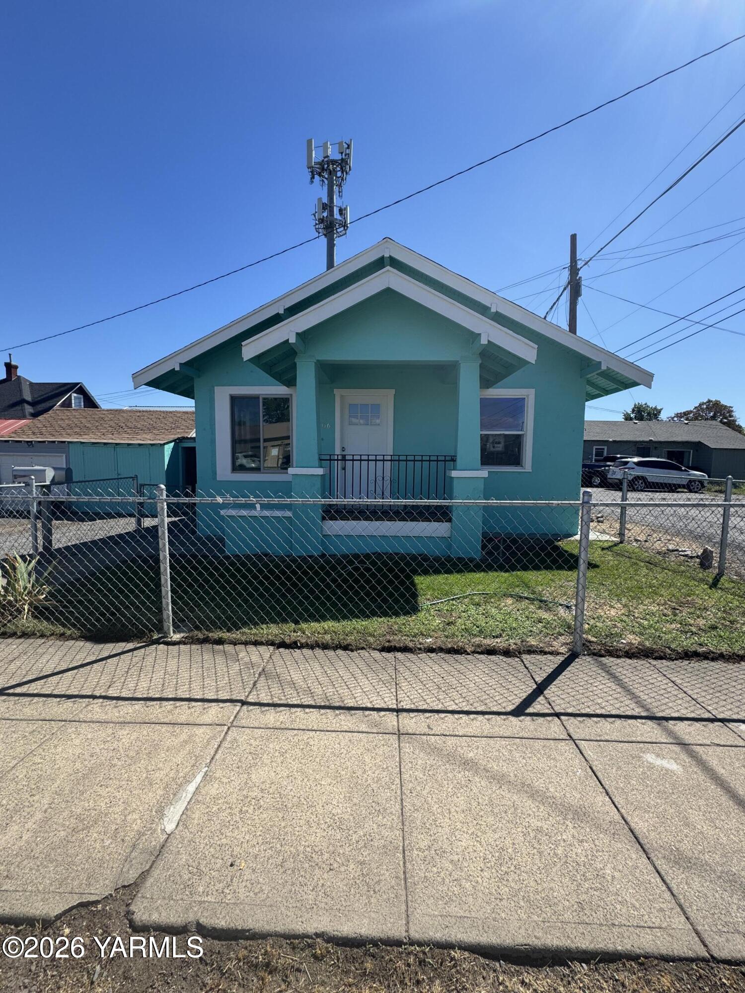 306 W Martin Luther King Junior Blvd — photo