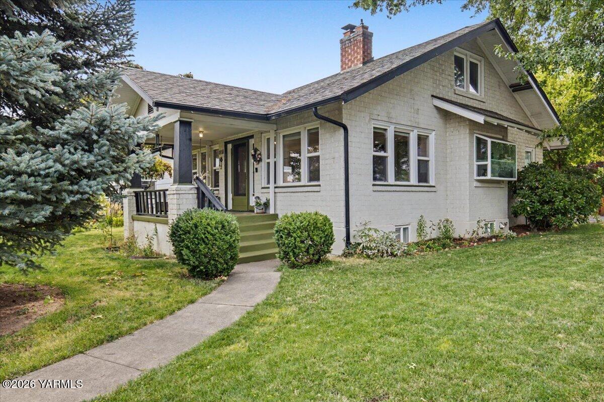 3112 W Yakima Ave — photo