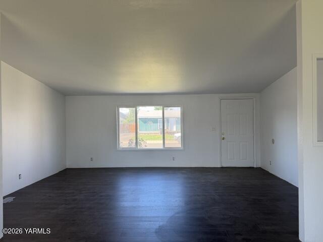 6104 Crestfields Rd, Yakima, WA 98903 — photo 2