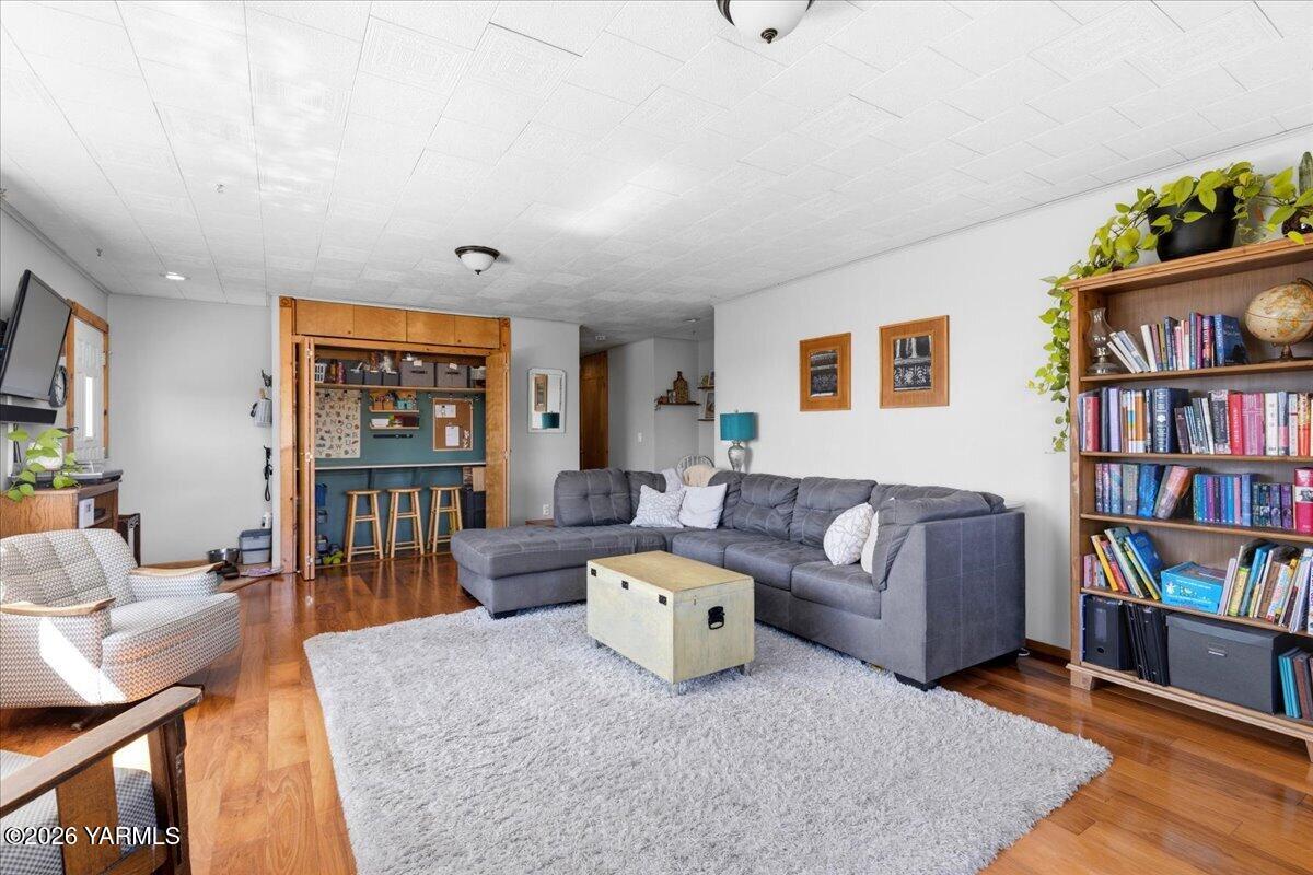 4301 Cheyne Rd, Zillah, WA 98953 — photo 3