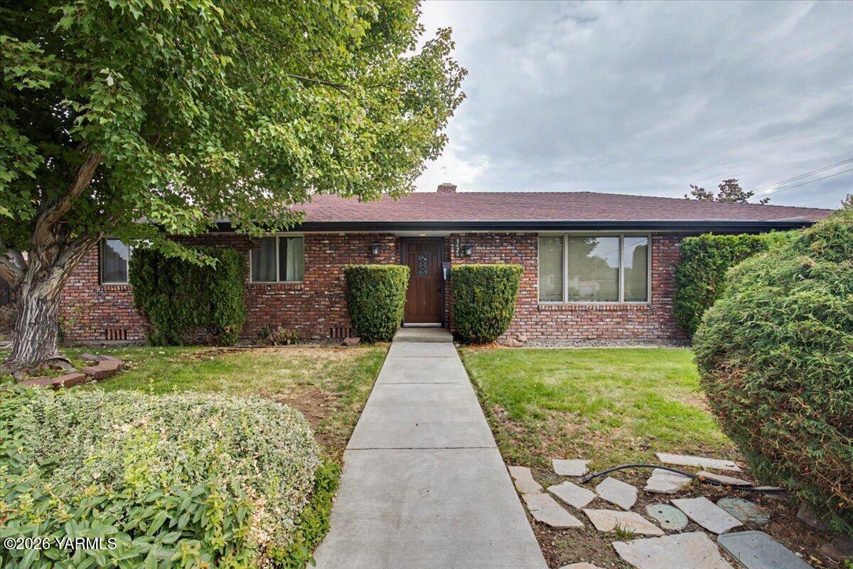 1425 S 32nd Ave — photo