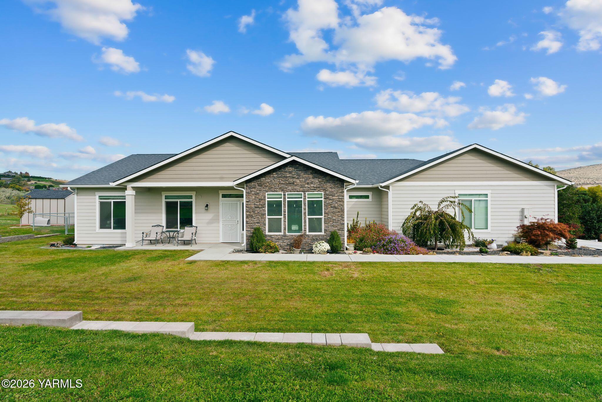 11007 Summitview Ext Rd, Yakima, WA 98908 — photo 2