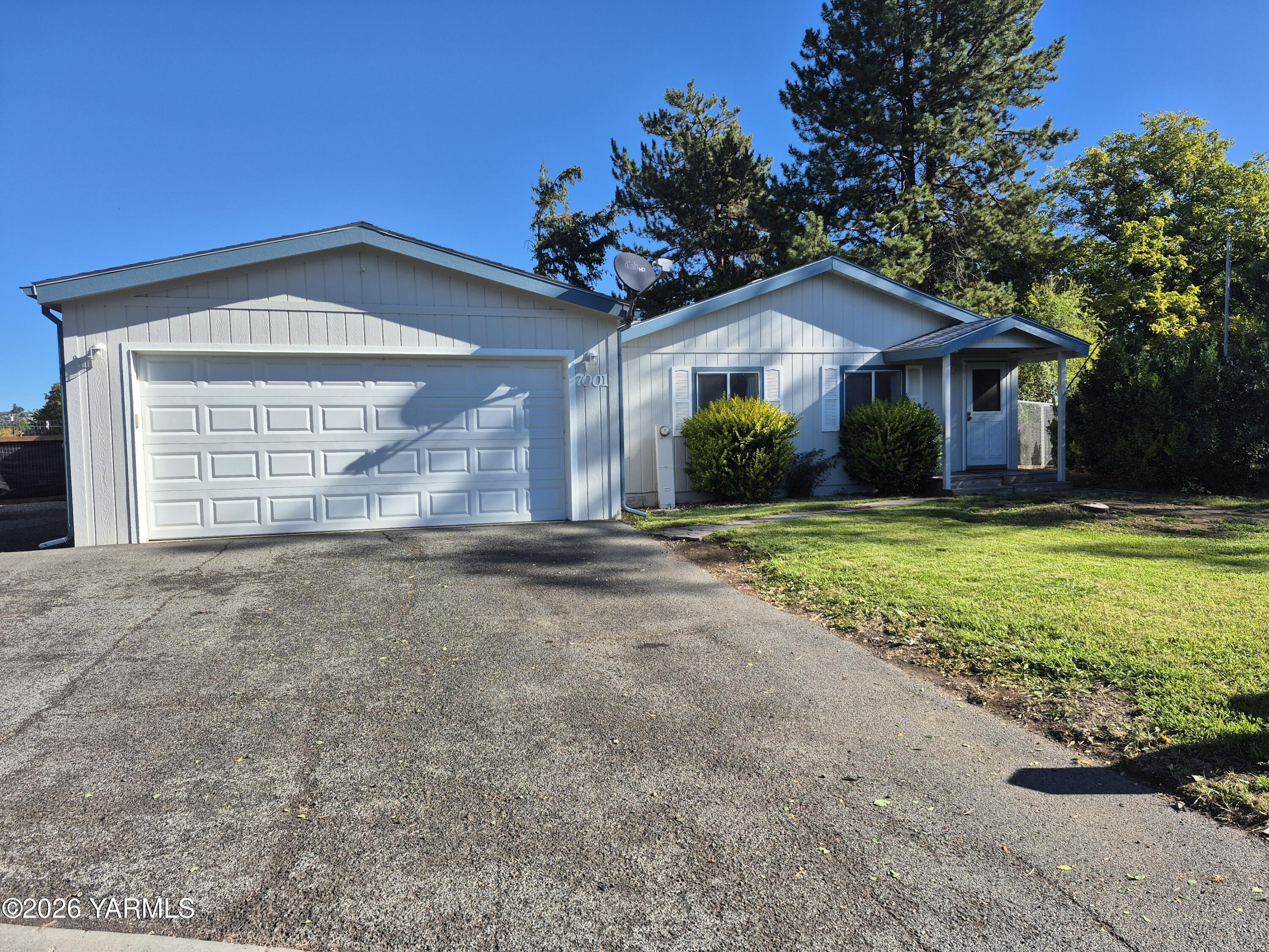 7001 Gregory Pl — photo