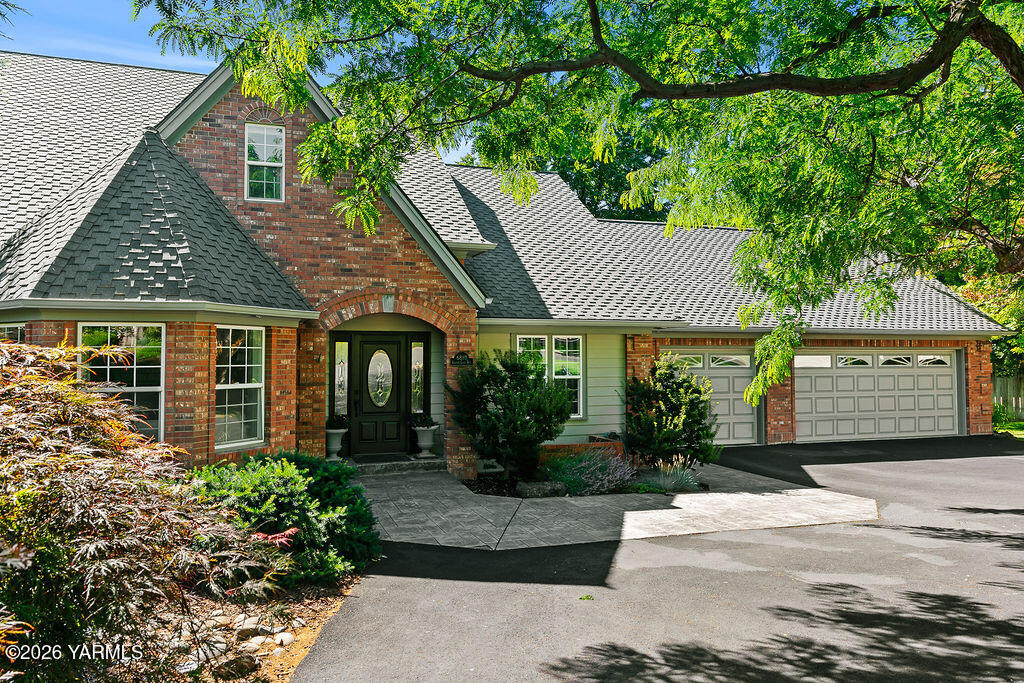 6810 Ravens Gate Way — photo