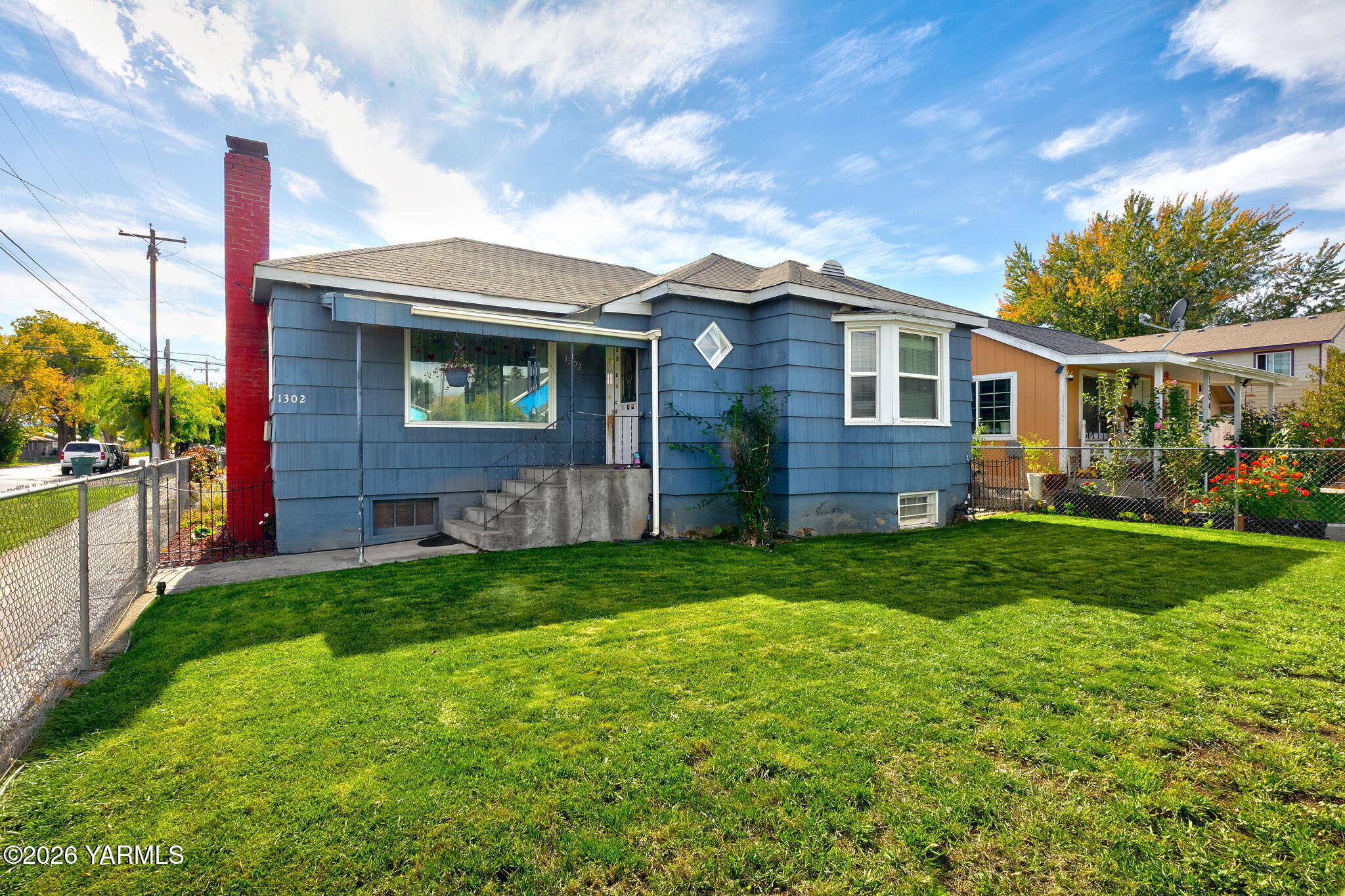 1302 Fairbanks Ave — photo