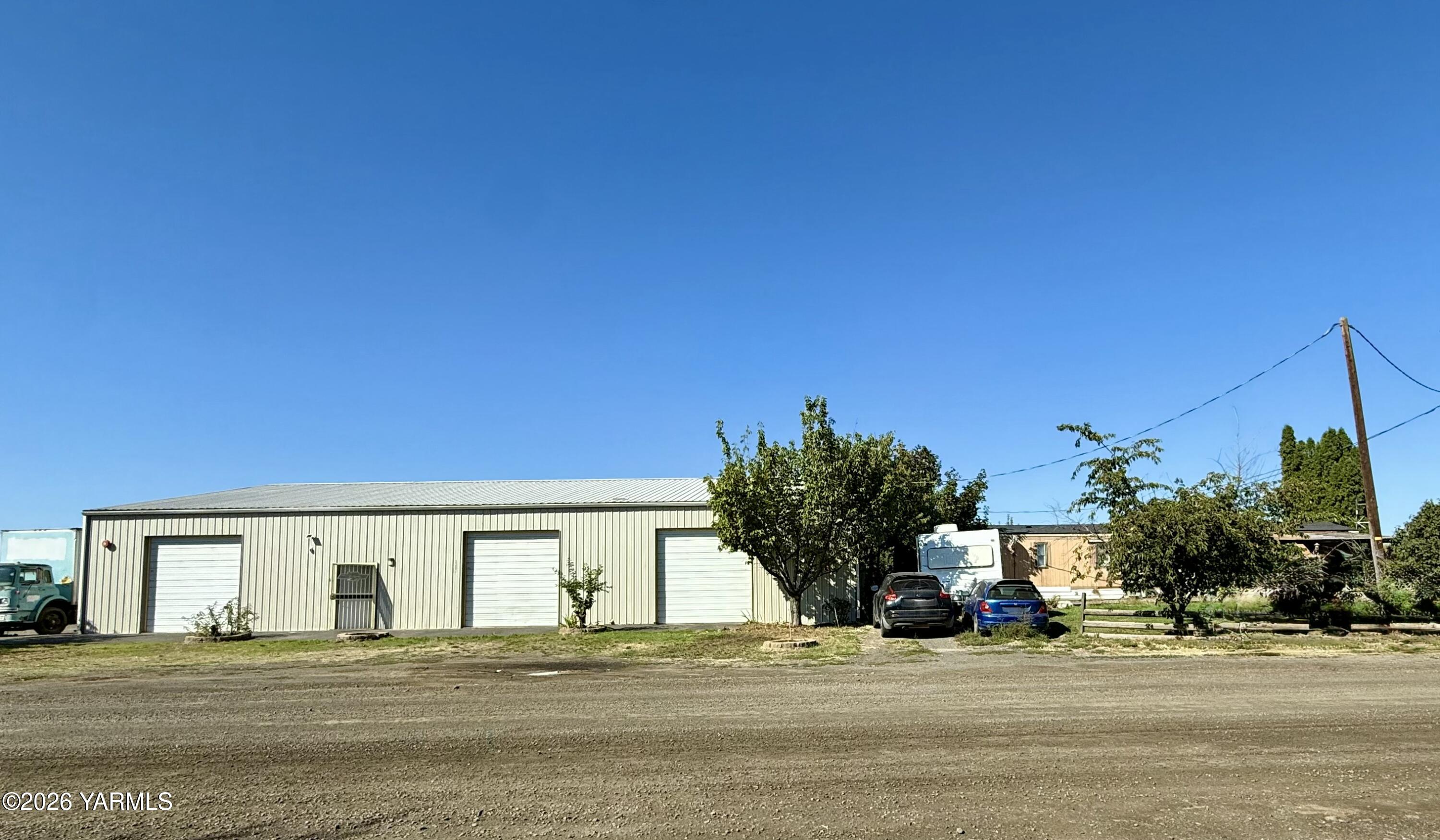 1702 Moore Rd — photo