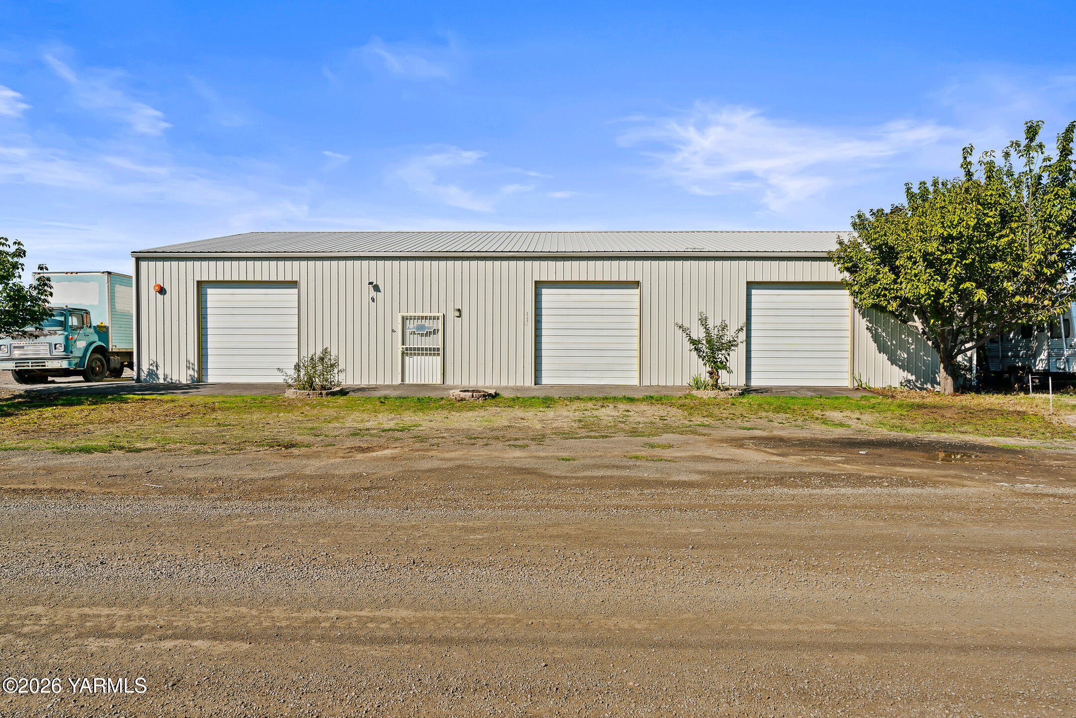 1702 Moore Rd, Yakima, WA 98908 — photo 2