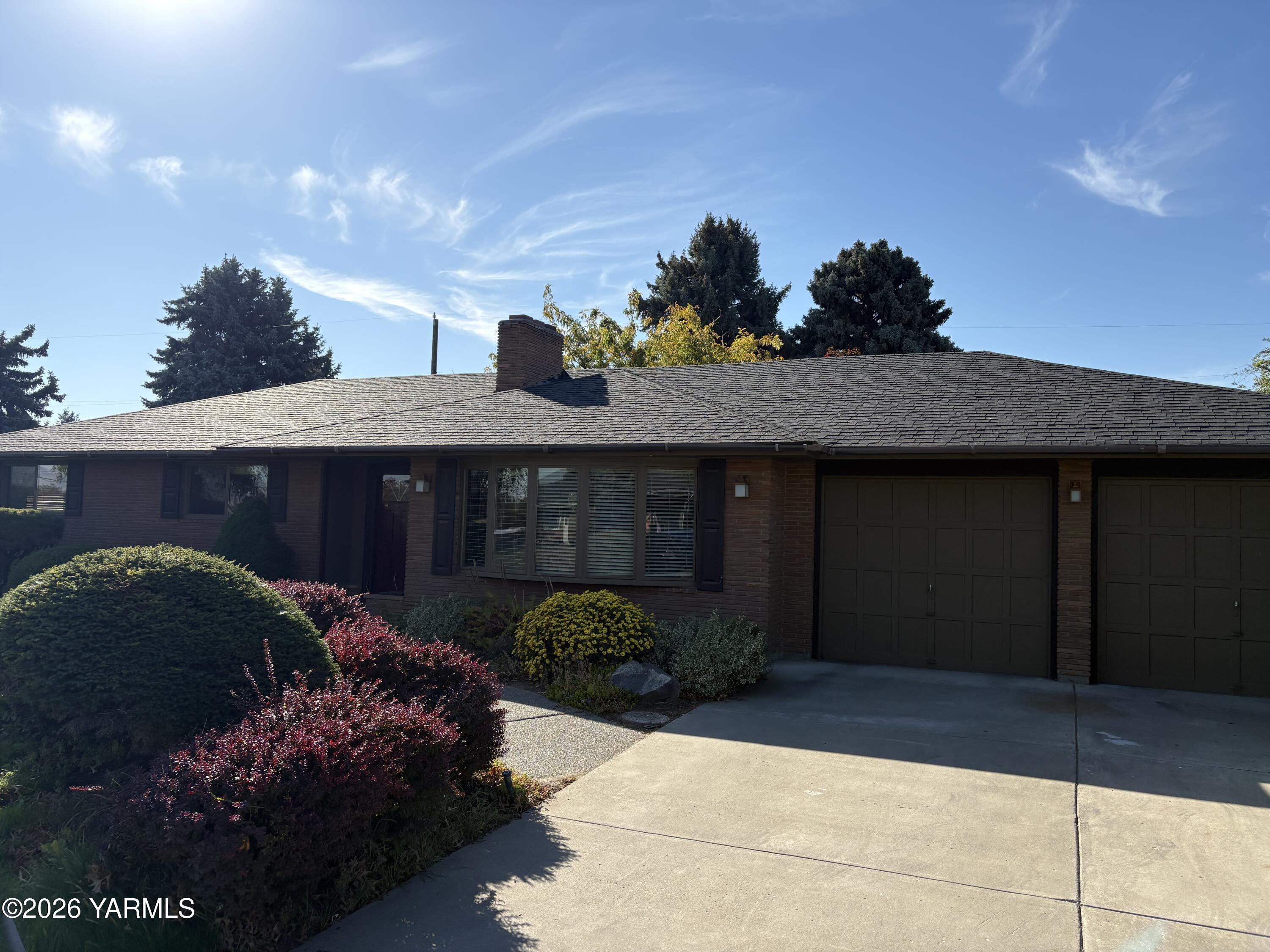 4610 Richey Rd, Yakima, WA 98908 — photo 2