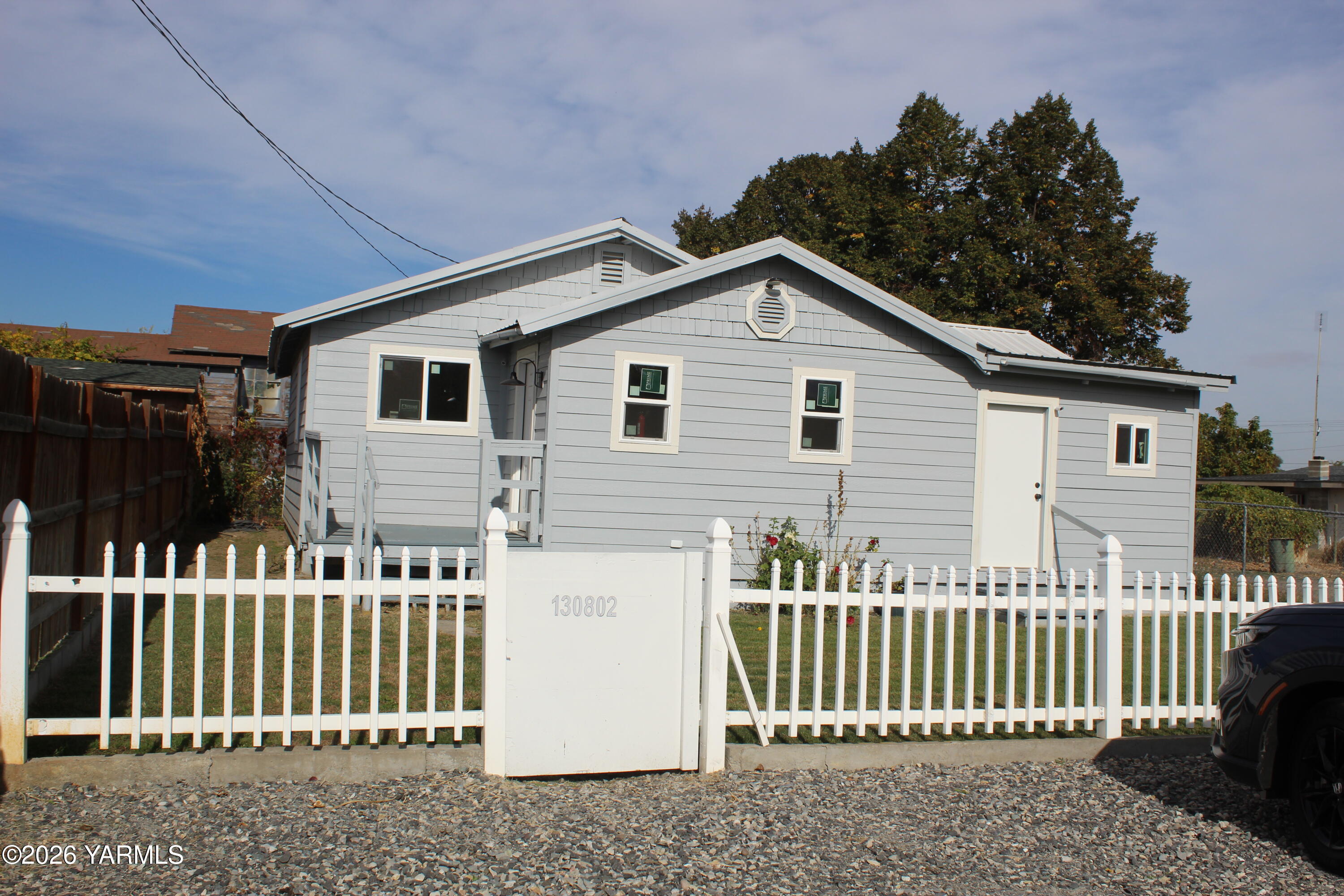 130802 W Johnson Rd — photo