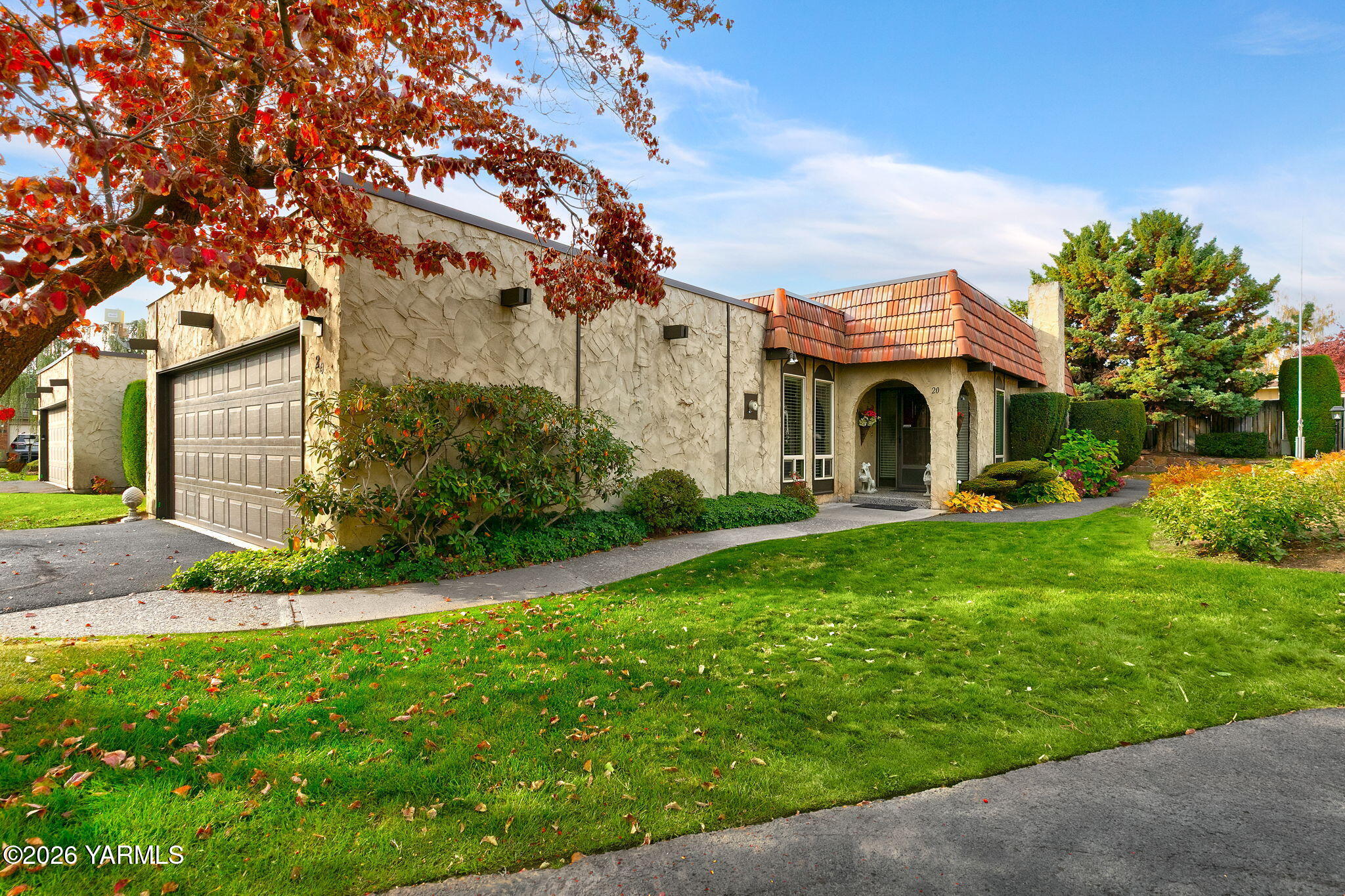 20 Crest Cir — photo