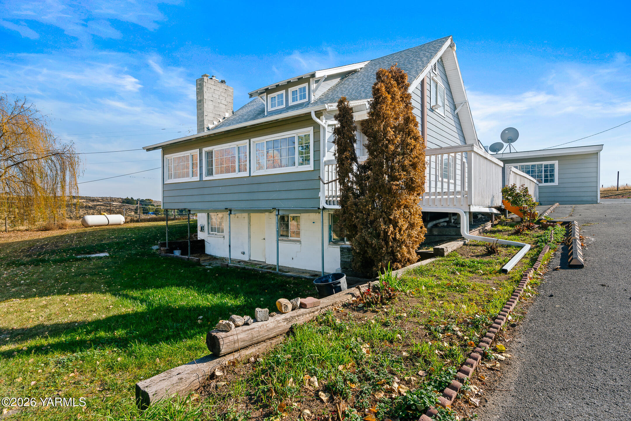 18790 Summitview Rd, Yakima, WA 98908 — photo 2