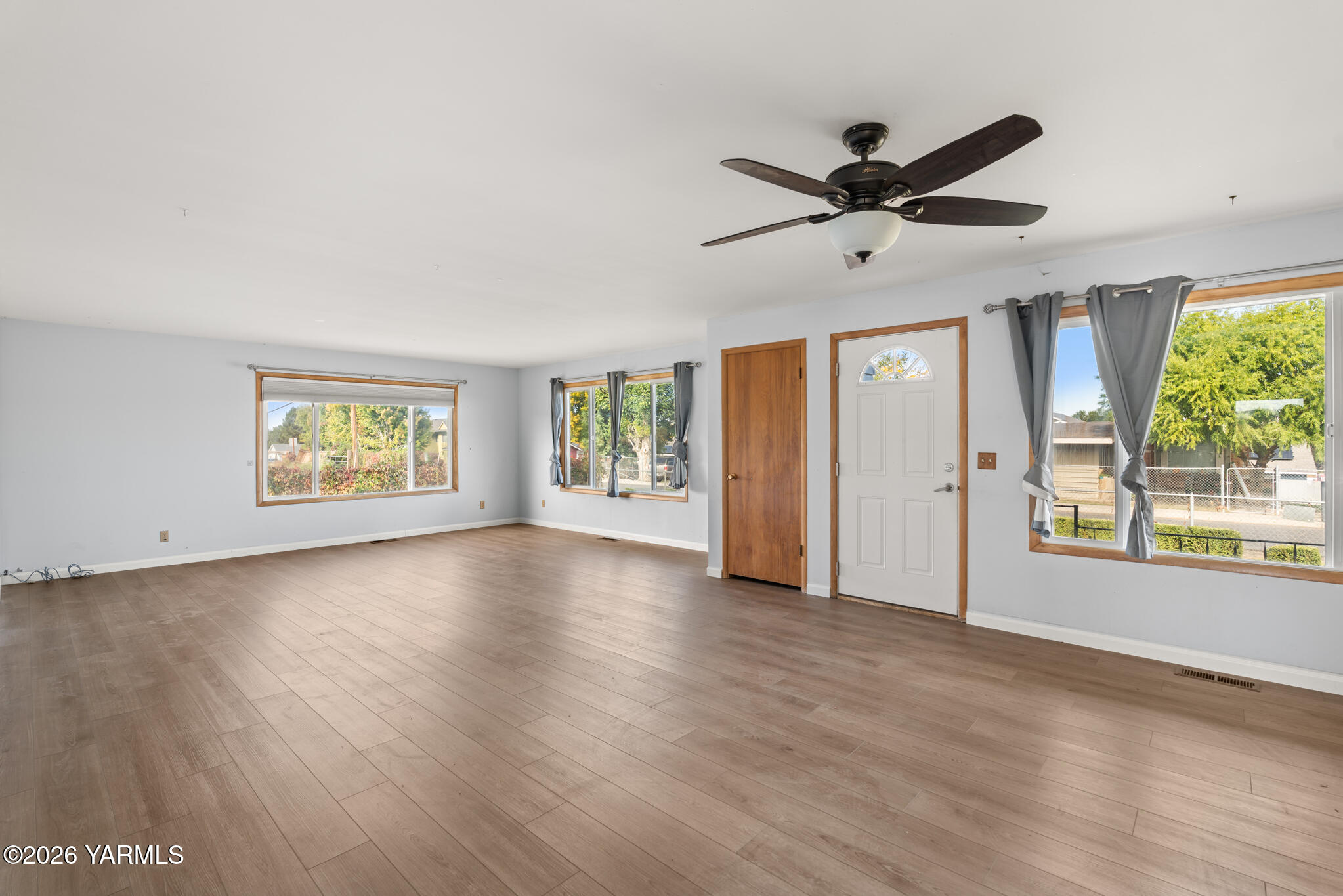 306 Nicka Rd, Grandview, WA 98930 — photo 3