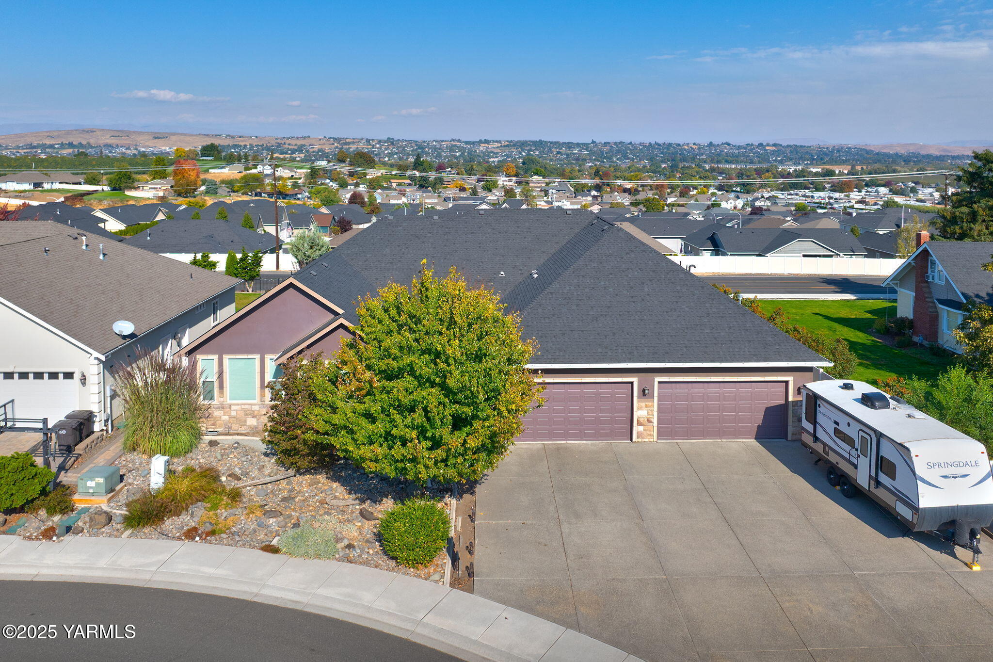 7501 Crestfields Rd, Yakima, WA 98903 — photo 2